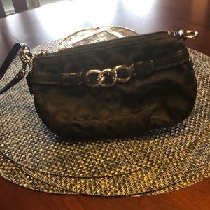 Black Coach Wristlet like new
